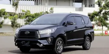 Innova Reborn: Mobil Keluarga yang Paling Punya Adab (Wikimedia Commons)