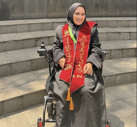 Tiara Agustin Saraswati, mahasiswa Pendidikan Bahasa Arab UNJ