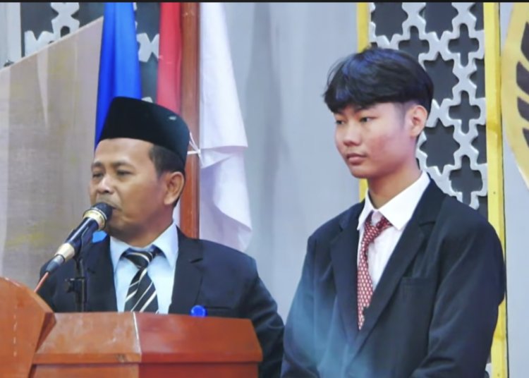 Kepala SMK Muhammadiyah Pekalongan. MOJOK.CO
