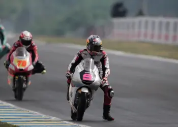 Veda Ega Pratama Buktikan Mental Comeback, Start P20 Finis 8 Besar di Catalunya