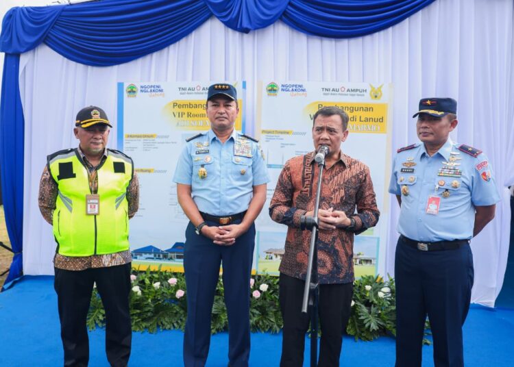 Gubernur Jawa Tengah, Ahmad Luthfi sebut Bandara Adi Soemarno jadi wajah keramahtamahan Jawa Tengah sehingga perlu dipercantik MOJOK.CO
