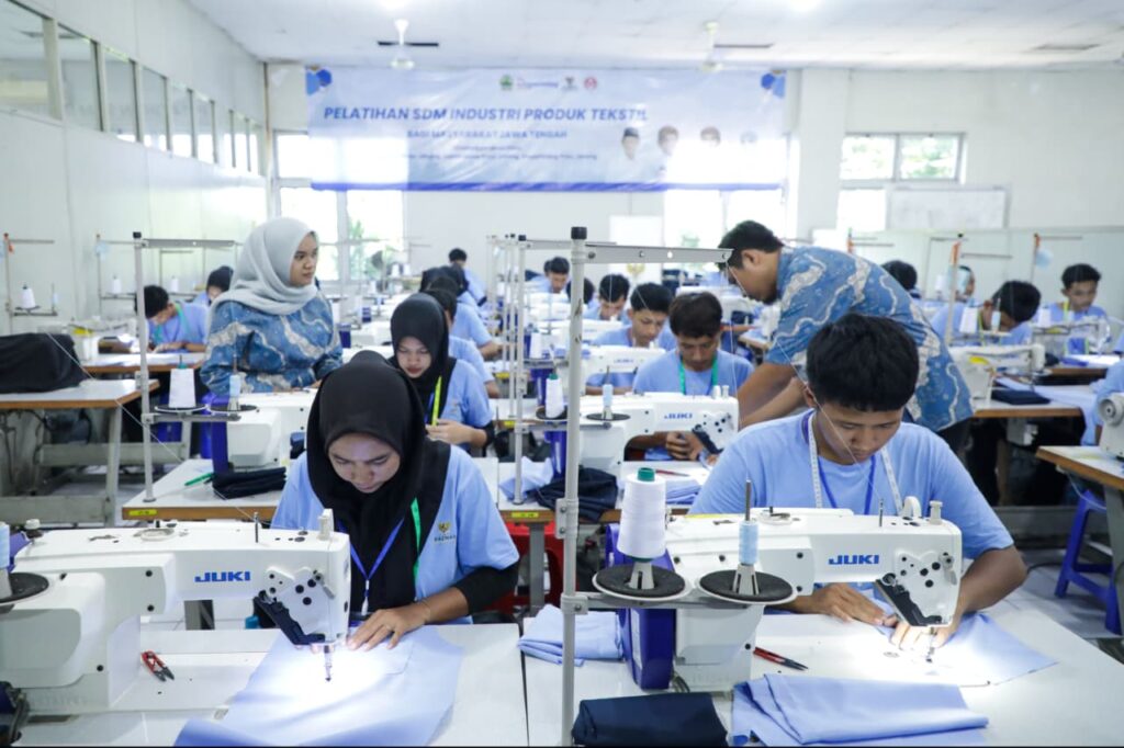 Pelatihan keterampilan kerja bagi orang miskin dan disabilitas di Jawa Tengah MOJOK.CO
