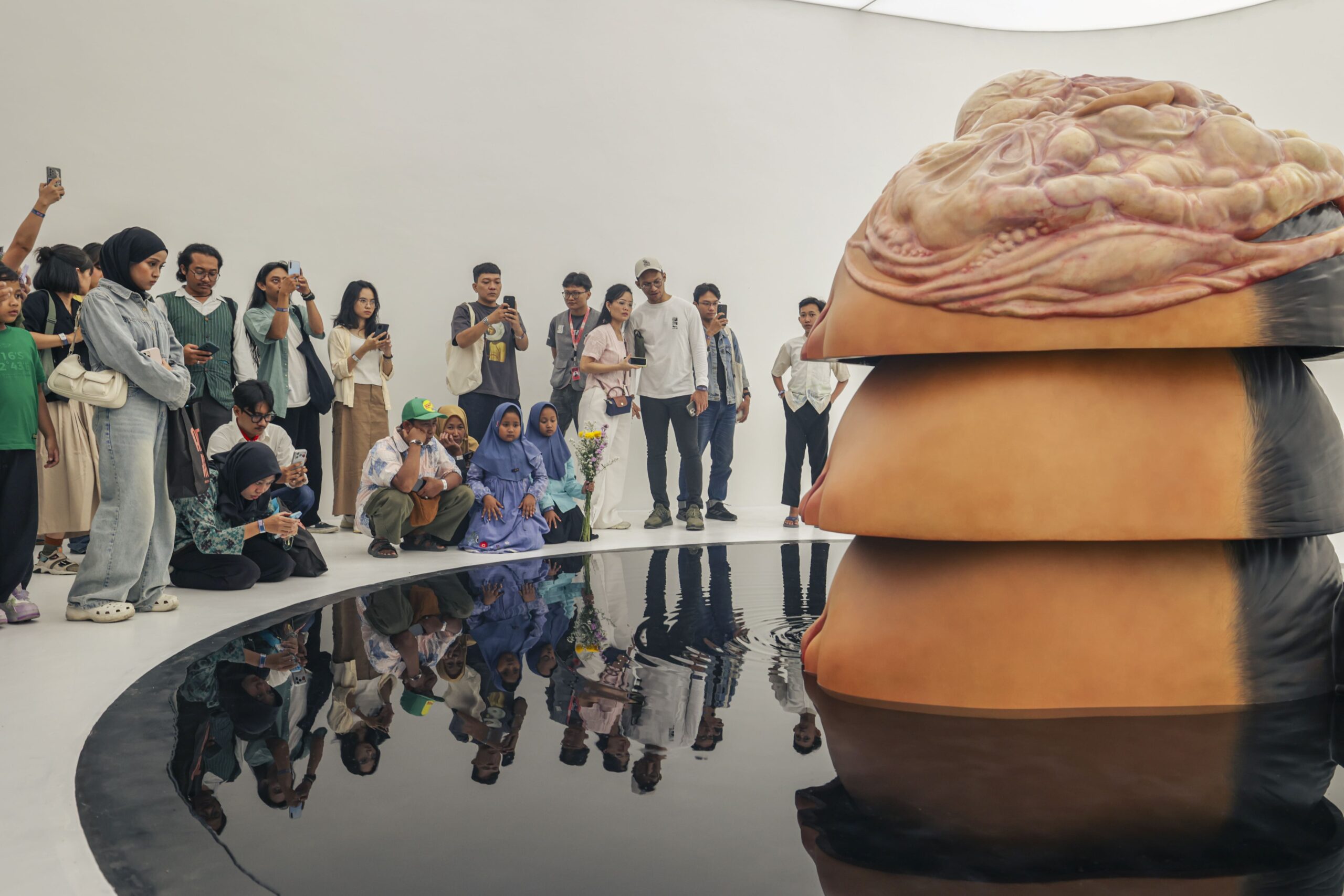 Ragam karya dan pertunjukan dalam Ars Longa: Generatio sebagai pembuka Trilogi Seni ARTJOG MOJOK.CO