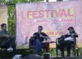 Mas Uceng sebagai narasumber Festival Melawan-Melawan. Ia menyampaikan perlawanan masyarakat sipil perlahan telah terbunuh oleh rezim.