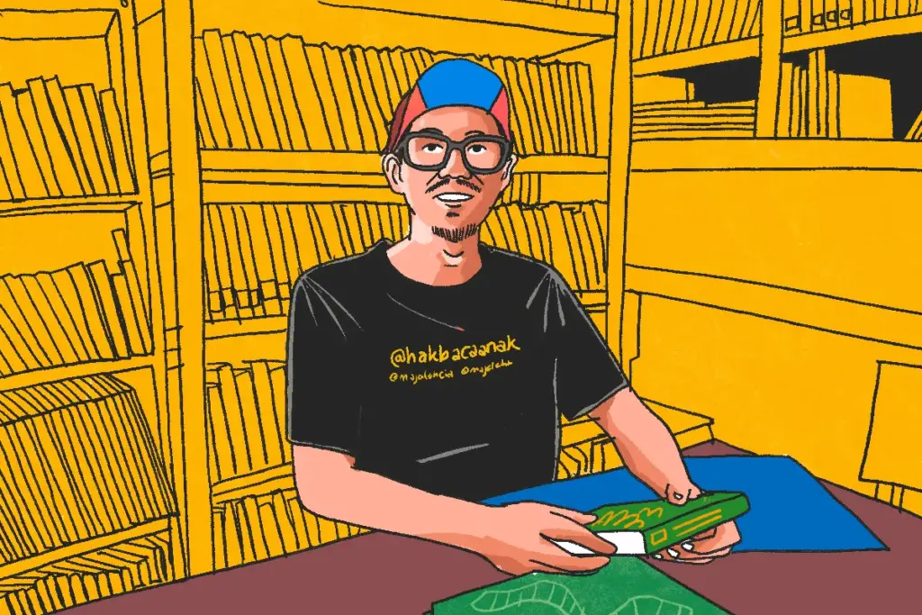 Edi Dimyati, alumnus Unpad yang mendirikan perpustakaan di Jakarta Timur. MOJOK.CO