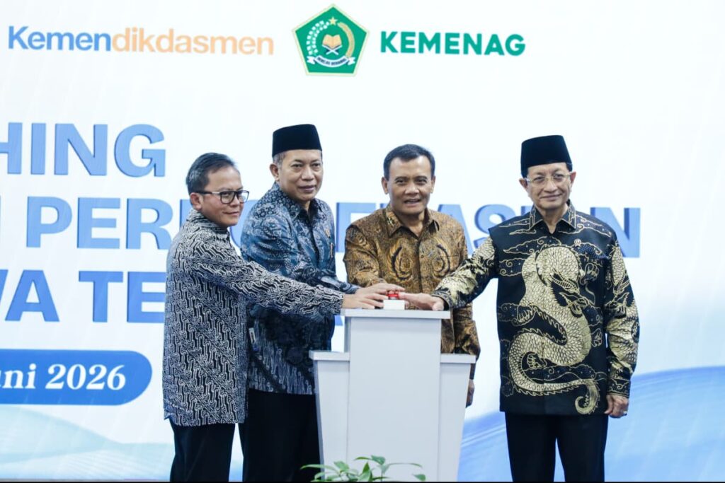 Peluncuran program pendidikan koperasi (perkoperasian) untuk sekolah-sekolah yang dipelopori Pemerintah Provinsi Jawa Tengah (Pemprov Jateng) MOJOK.CO