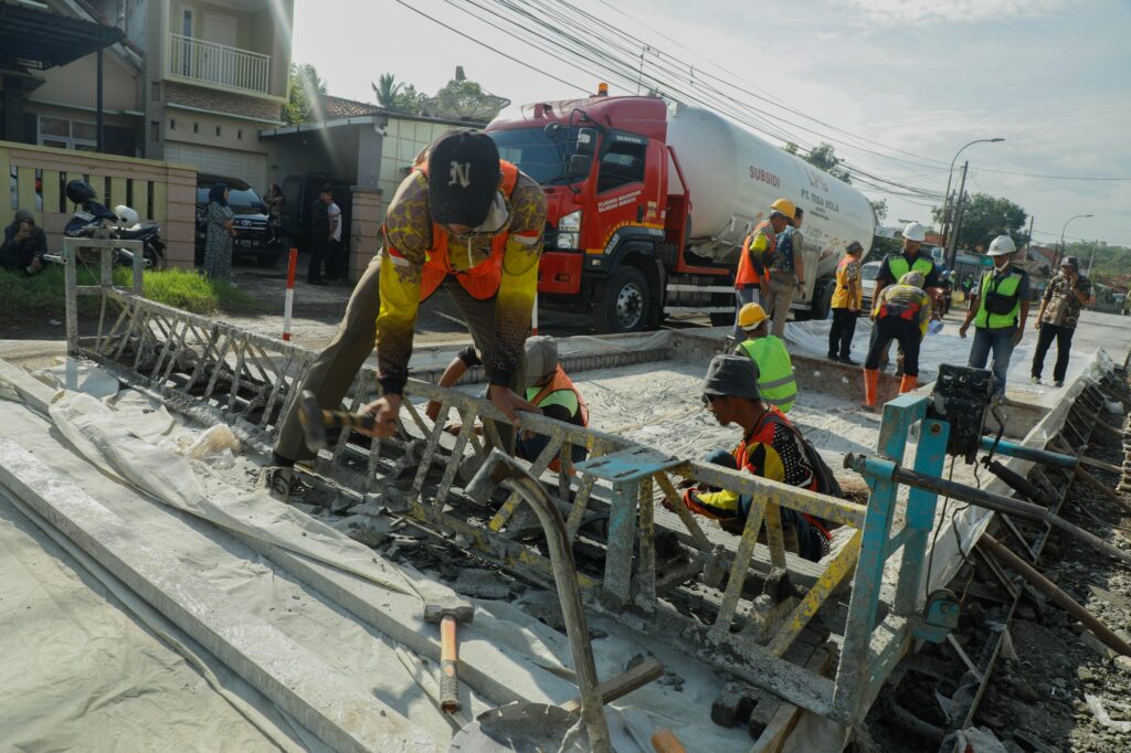 Sejumlah titik ruas jalan rusak di Jawa Tengah (Jateng) dapat perbaikan di 2026 MOJOK.CO