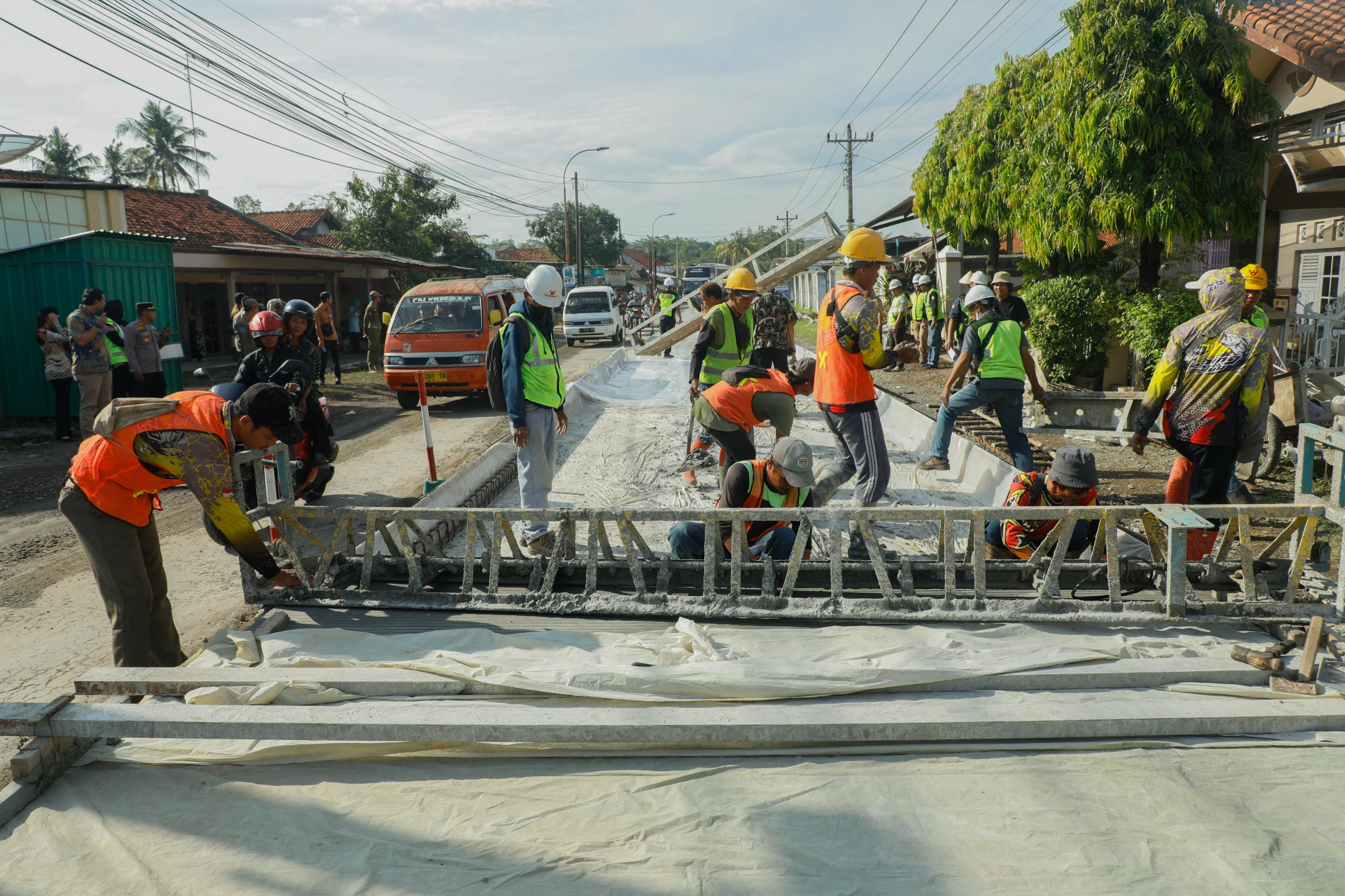 Sejumlah titik ruas jalan rusak di Jawa Tengah (Jateng) dapat perbaikan di 2026 MOJOK.CO