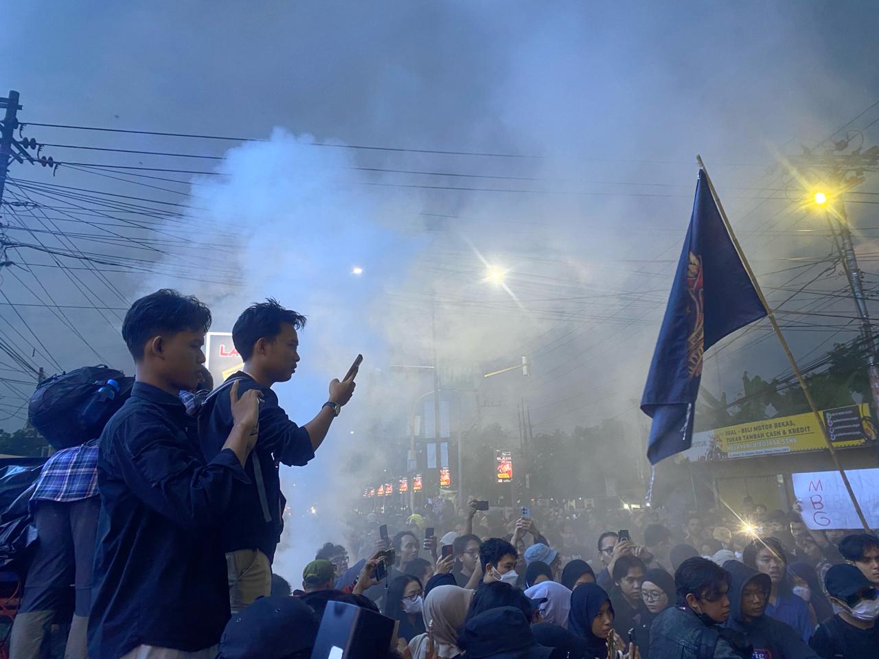 aksi demonstrasi.MOJOK.CO
