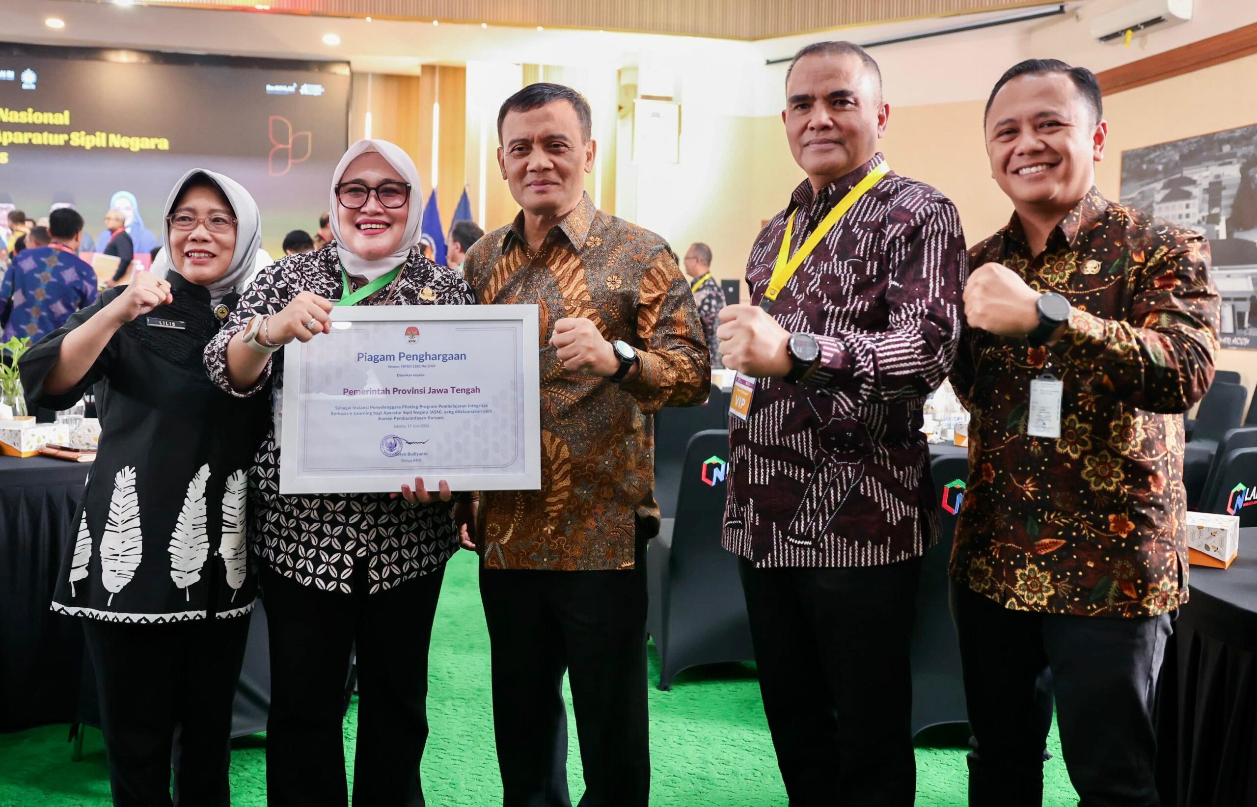 Pemerintah Provinsi (Pemprov) Jawa Tengah (Jateng) meraih penghargaan dari Komisi Pemberantasan Korupsi (KPK) Program E-Learning Aparatur Negara (ASN) Berintegritas MOJOK.CO