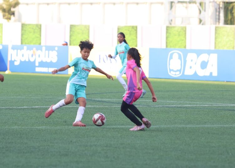 Sabrina, Anak Penjual Es Krim di Pati yang Merengkuh Gelar Pemain Terbaik MLSC All Stars hingga Tembus Skuad Elite ke Singapura.MOJOK.CO