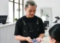 Transisi salon dari sistem pencatatan buku kucel ke aplikasi praktis MOJOK.CO