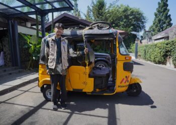 Andromeda dan bajaj. MOJOK.CO