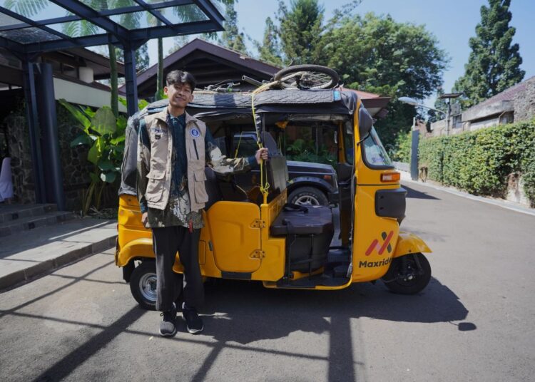Andromeda dan bajaj. MOJOK.CO