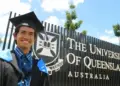 Lulus dari Universitas Mataram lanjut ke University of Queensland Australia. MOJOK.CO