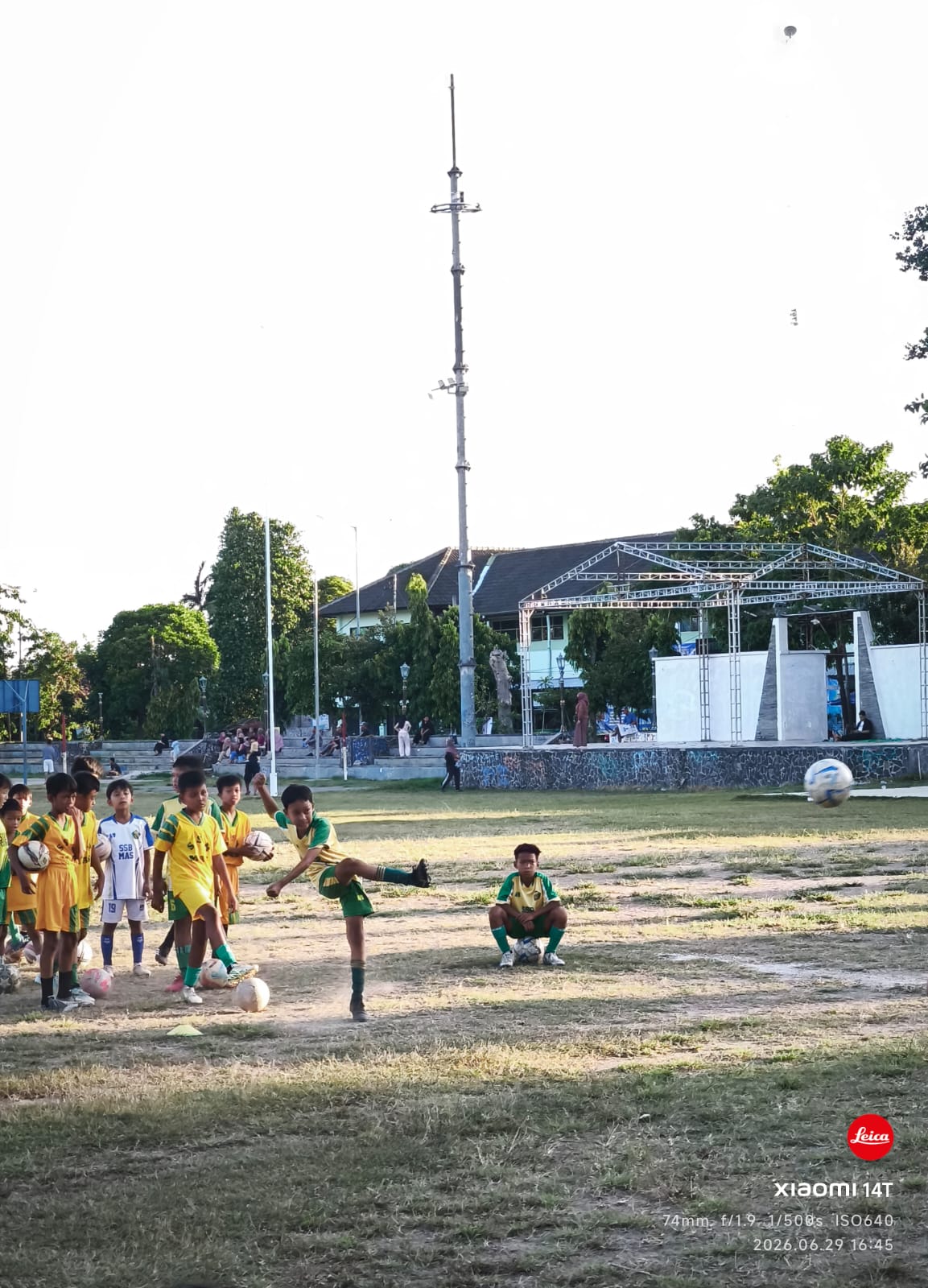 SSB MAS merawat bibit-bibit muda sepak bola di Kota Jogja MOJOK.CO