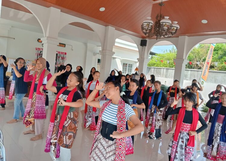 Kampung Menari Hasta Budaya, Wadah Gratis Warga Gowongan Lestarikan Tari Klasik Jogja.MOJOK.CO