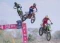 Peserta dalam ajang Klaten International Motocross di Sirkuit Bokong Semar, kawasan Rowo Jombor. MOJOK.CO