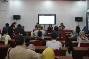 Sejarah Sastra Indonesia Tak Cuma Milik Buku-buku yang Dianggap Penting MOJOK.CO