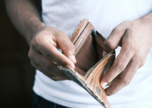 Slow living boleh kalau tabunganmu nambah 1 miliar tiap bulan (Unsplash)