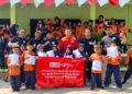 Alfamart dan PGMM beri bantuan seragam ke 7 madrasah di Magelang sebagai wujud kepedulian sosial MOJOK.CO