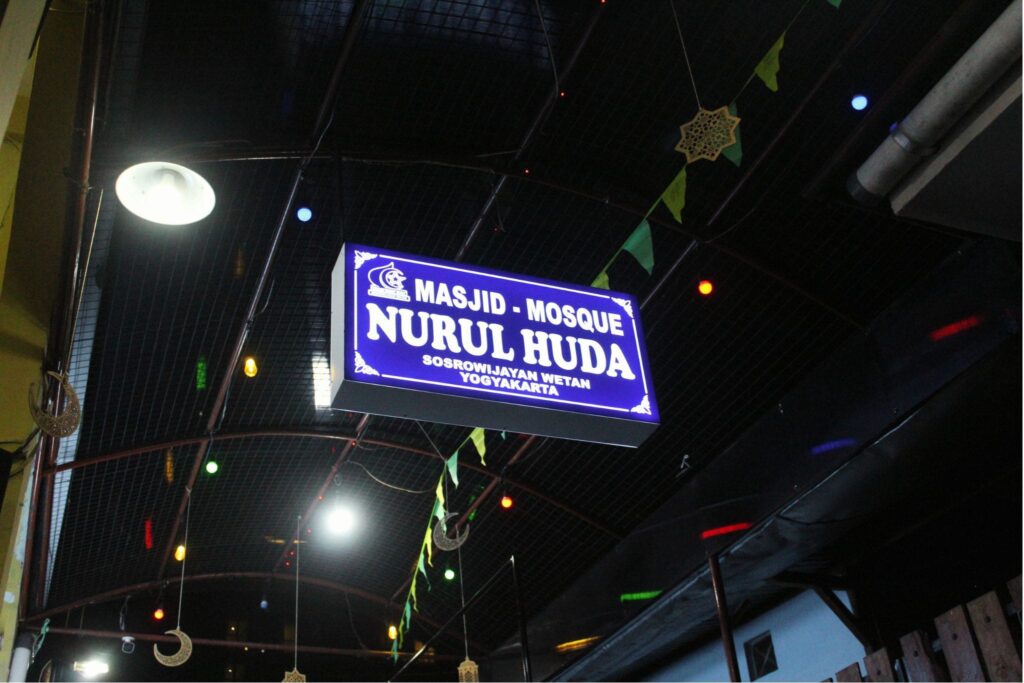Masjid Nurul Huda. MOJOK.CO