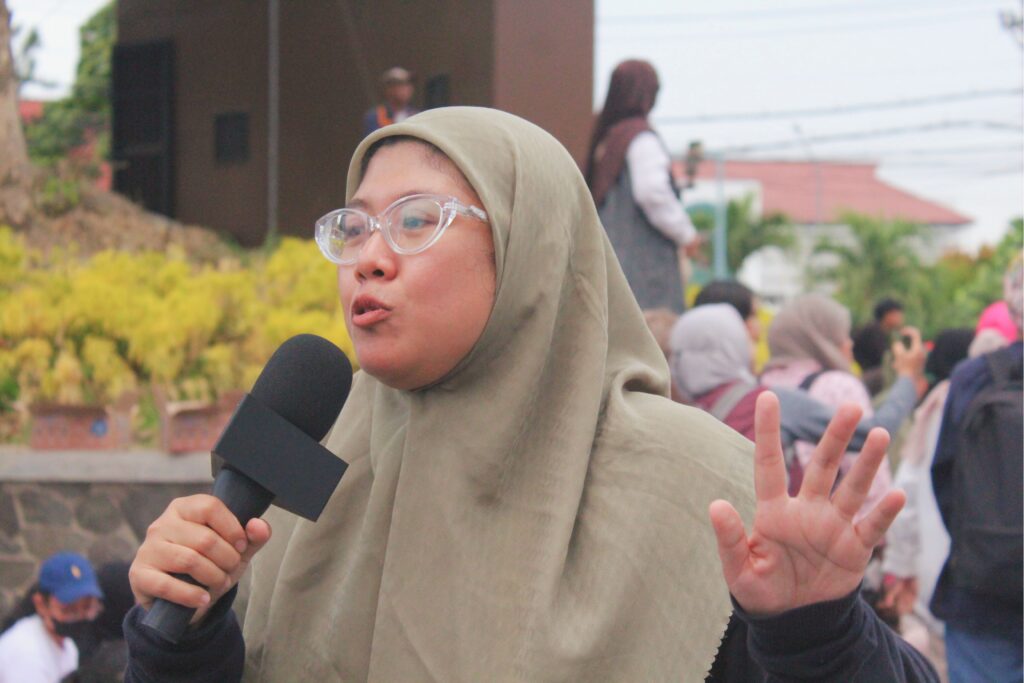 Kalis protes MBG. MOJOK.CO