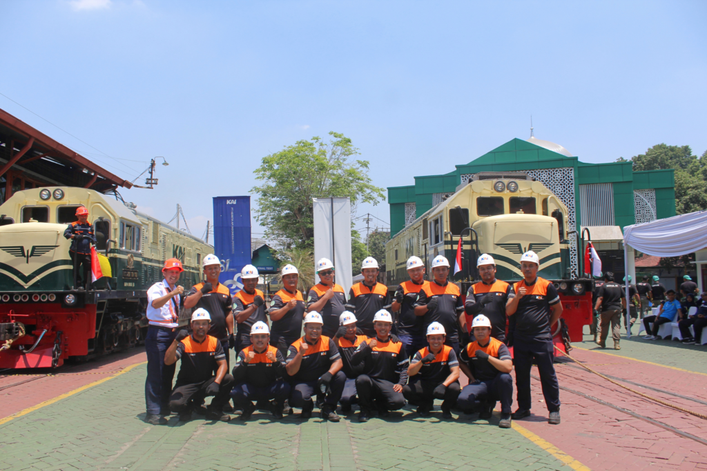Foto bersama. MOJOK.CO