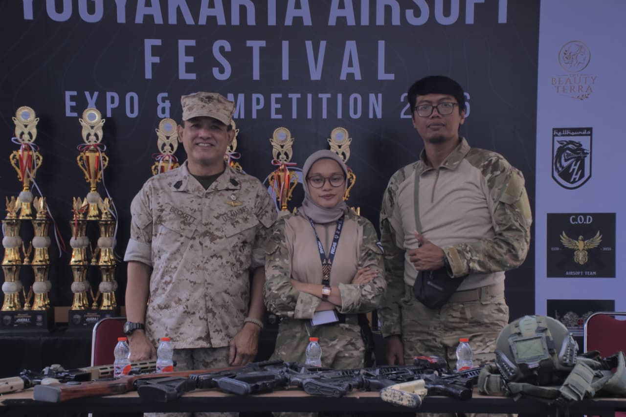 airsoft gun