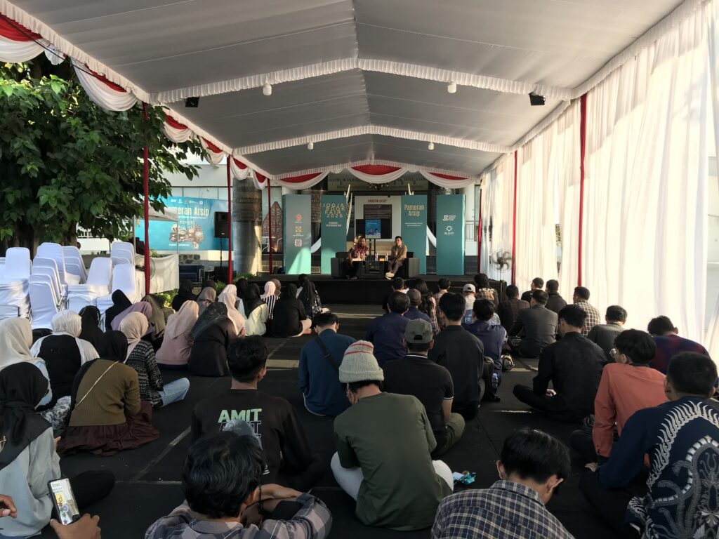 Jogja Book Fair 2026 x Pameran Arsip Keistimewaan Bukan Sekadar Ajang Jual-Beli, Tapi Akses Masyarakat ke Sumber Pengetahuan MOJOK.CO