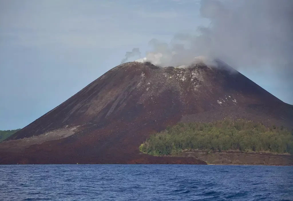 gunung anak krakatau 2016