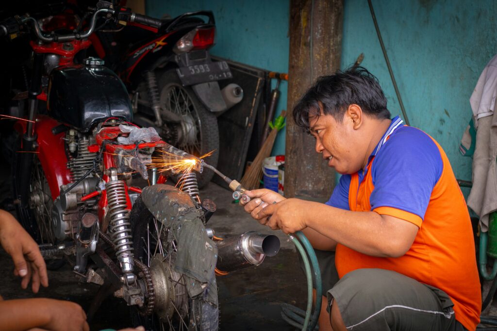 Salah kaprah pemuda soal hobi modifikasi (modif) motor MOJOK.CO