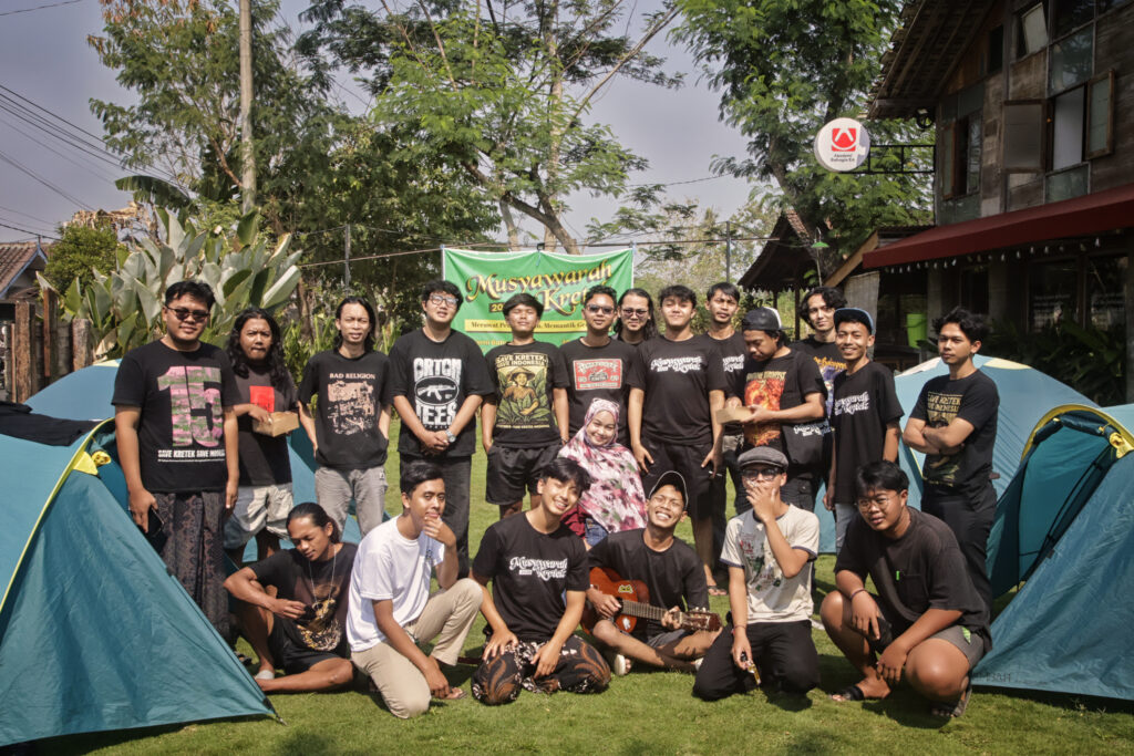 Musyawarah Kretek dan Hari Kretek 2026 jadi momentum konsolidasi komunitas lintas daerah memperjuangkan kedaulatan Industri Hasil Tembakau (IHT) sebagai penghidupan masyarakat MOJOK.CO