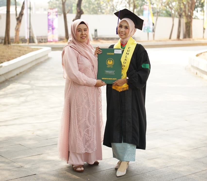 Marsya dan ibu. MOJOK.CO
